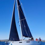 yacht-63452687 image-4