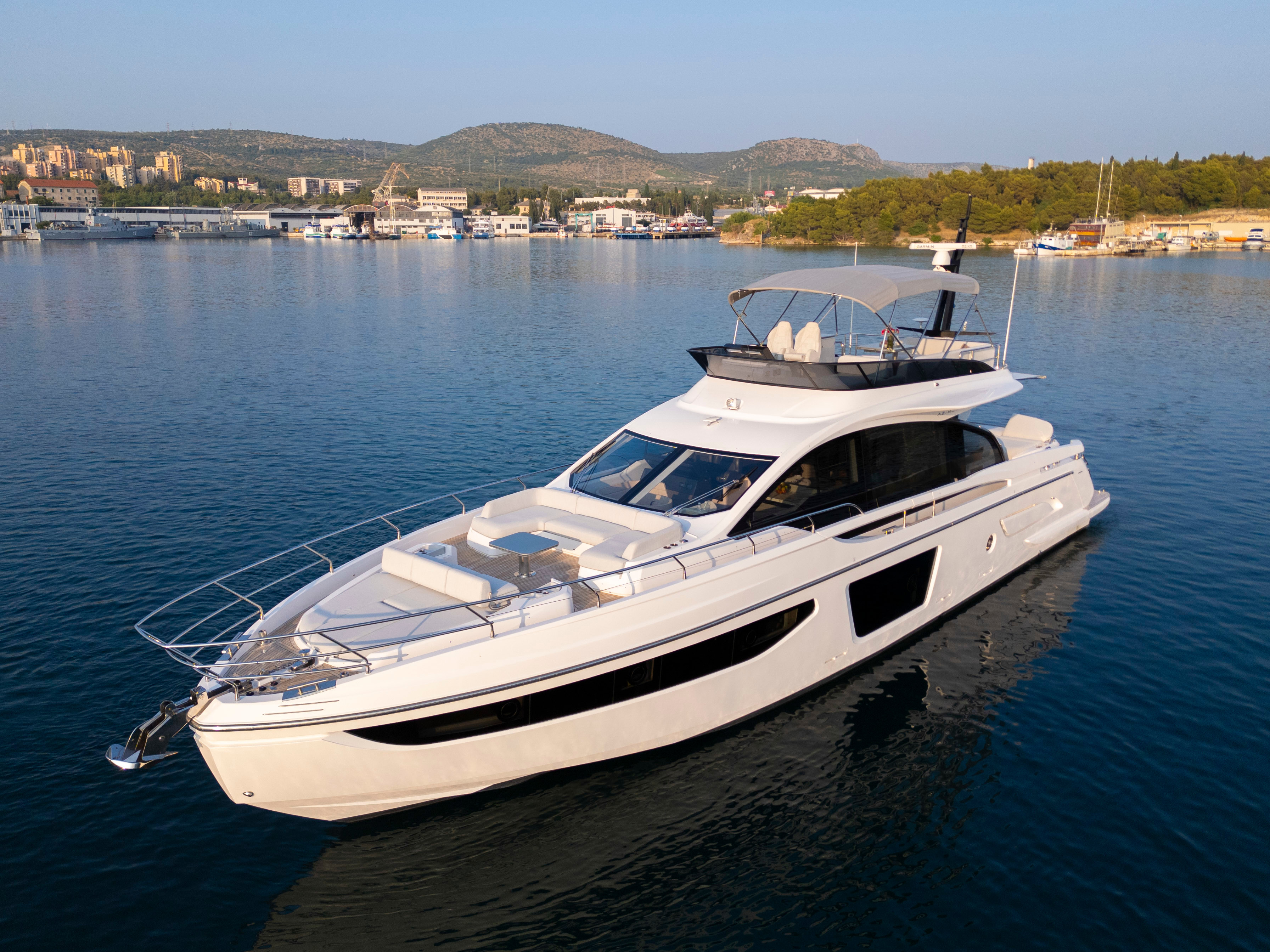 yacht-Azimut S7-image-112