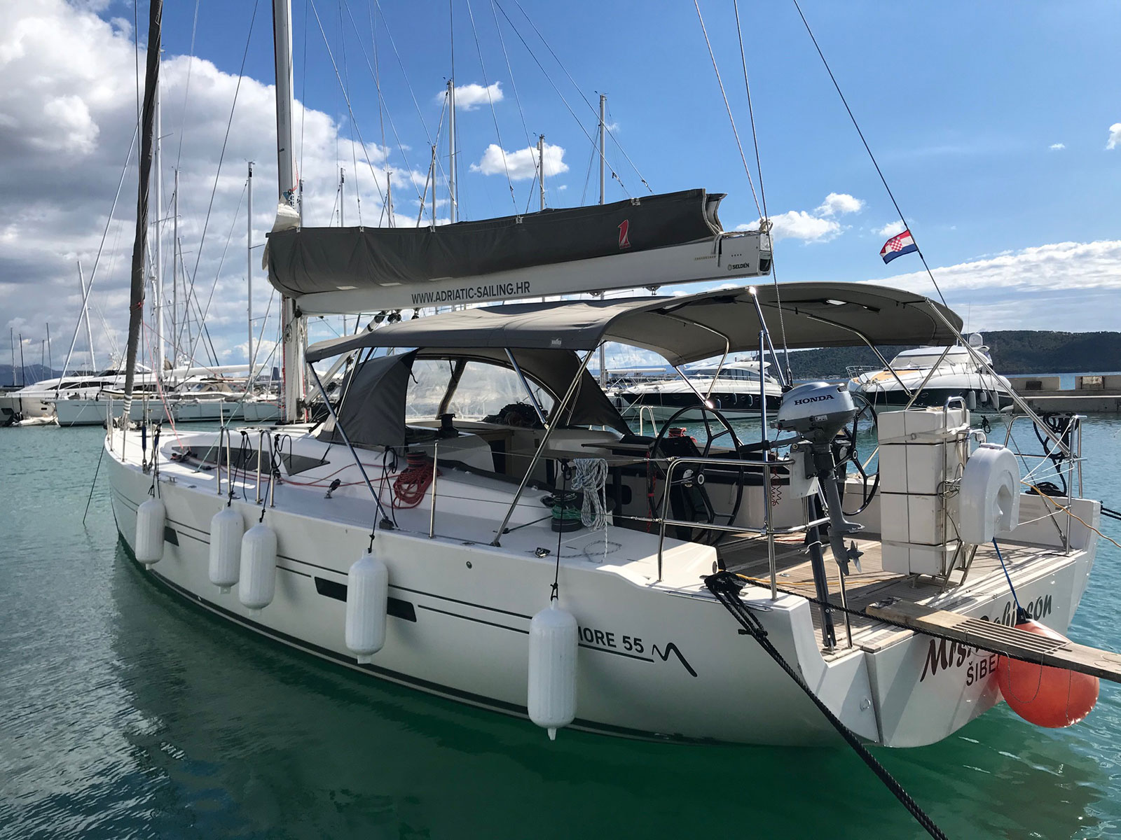 yacht-More 55-image-1