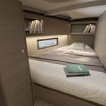 yacht-64124683 image-6