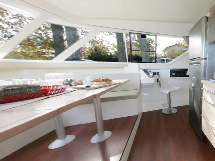 Elegant interior of Vision3 - Comfort Plus 2 featuring modern furnishings and ample natural light.