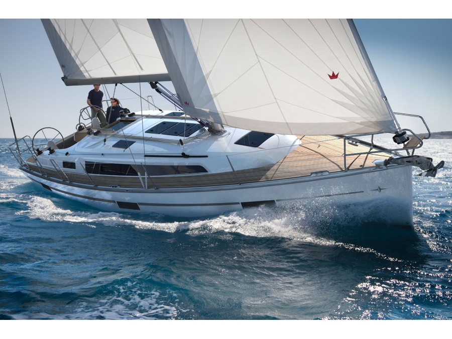 yacht-Bavaria Cruiser 37-image-1