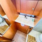 yacht-Bavaria C38-image-1