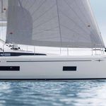 yacht-67732880 image-4