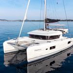 yacht-67818015 image-3