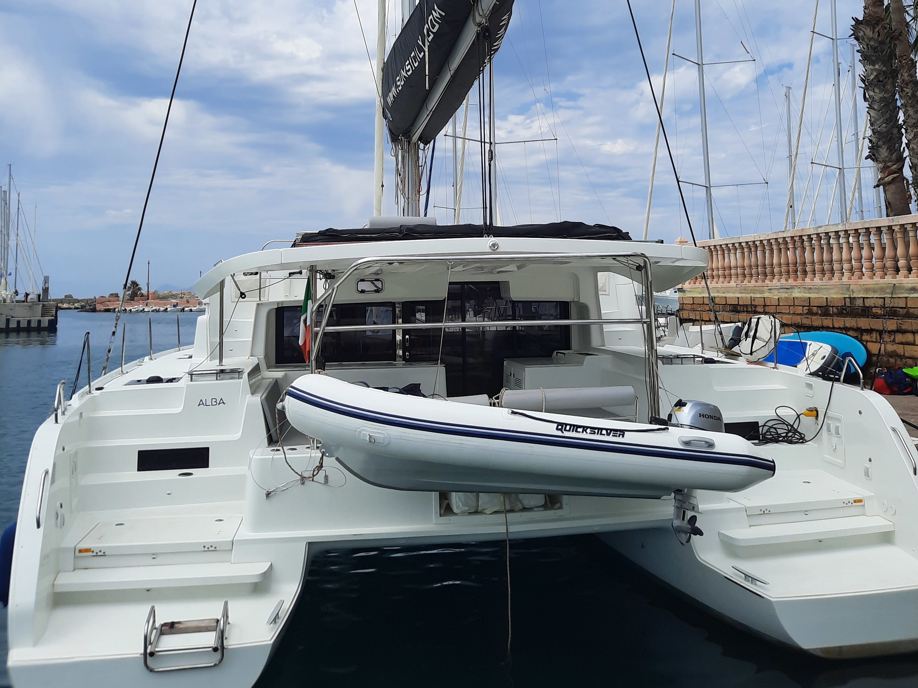 yacht-Lagoon 46-image-5