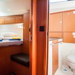 yacht-Bavaria Cruiser 46-image-4