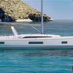 yacht-68240266 image-3
