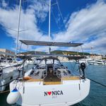 yacht-68323616 image-3