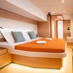 yacht-68924895 image-5