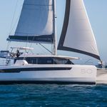 yacht-68927712 image-1