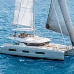 yacht-69208235 image-1