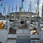 yacht-69373480 image-1