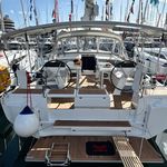 yacht-69374110 image-1