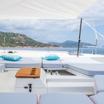 yacht-69376582 image-4