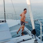 yacht-69376582 image-6