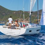 yacht-69618799 image-4