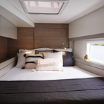 yacht-69869524 image-5