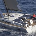 yacht-69870874 image-2