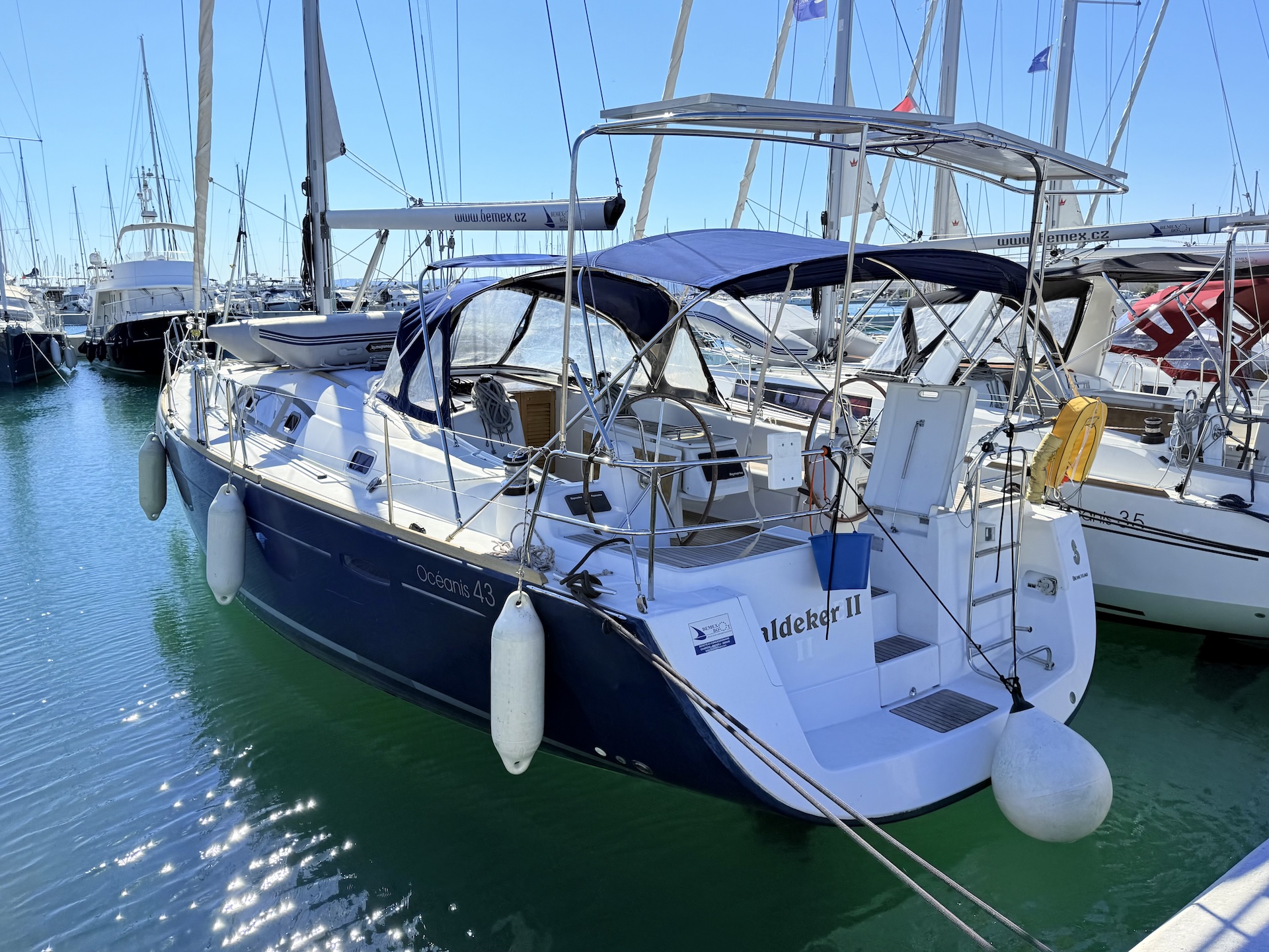 yacht-Oceanis 43-image-15