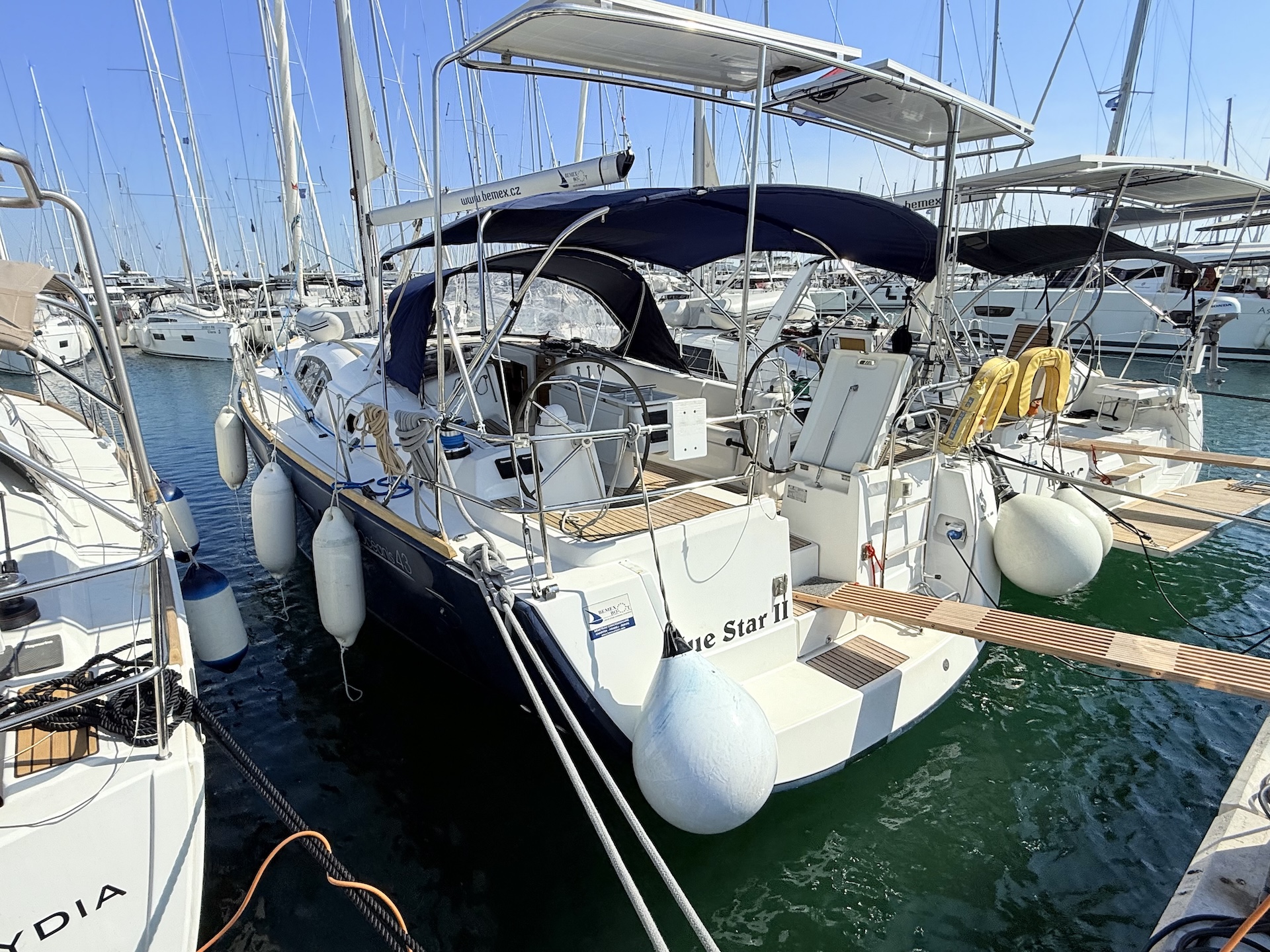 yacht-Oceanis 43-image-8