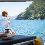 yacht-70721399 image-4