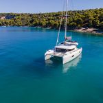 yacht-70861406 image-1