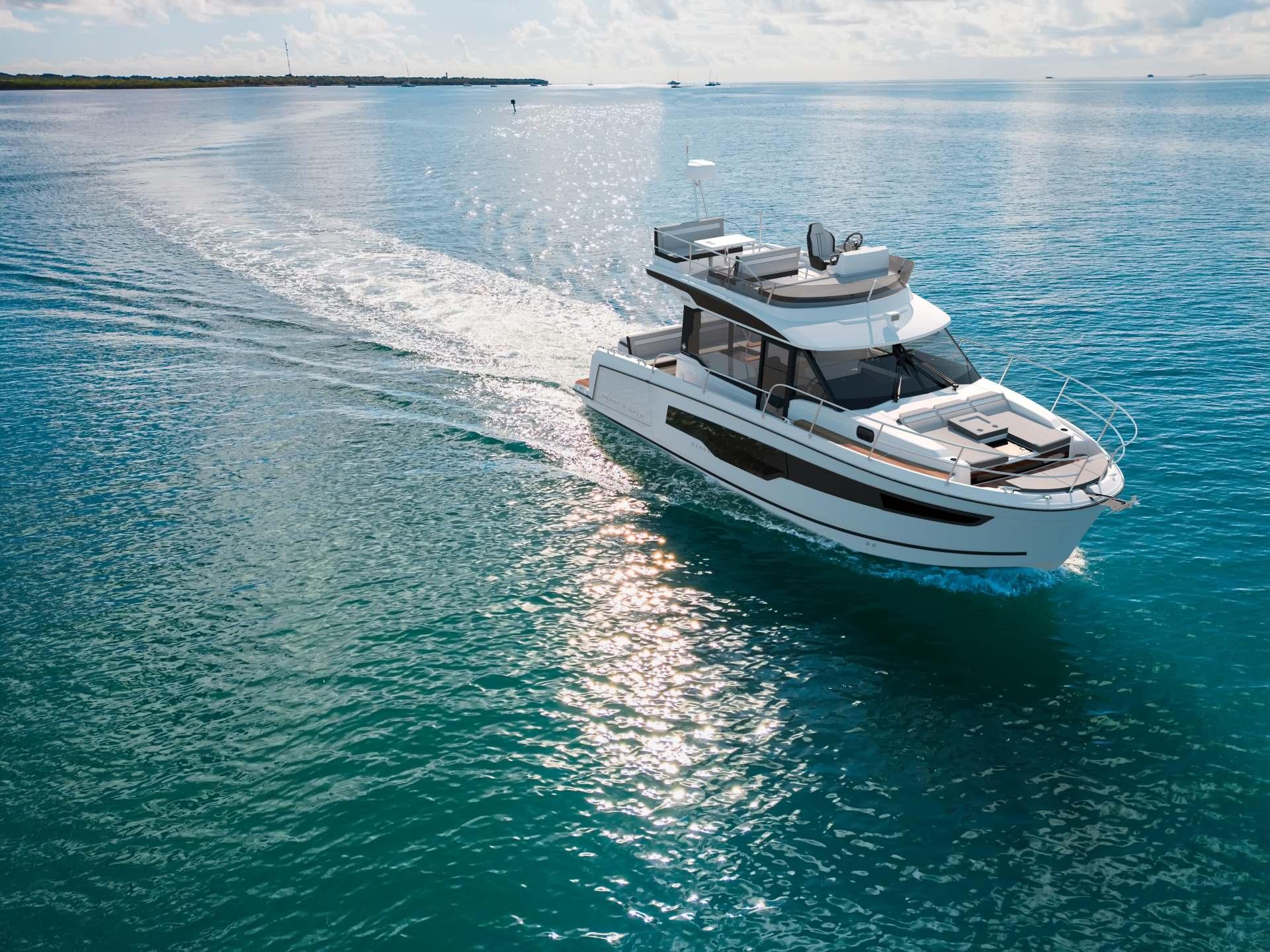 yacht-70913004 image-1