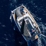 yacht-71050098 image-6