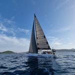 yacht-71108971 image-4