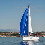 yacht-71108973 image-3