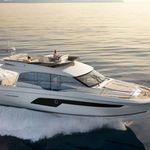 yacht-71178600 image-1