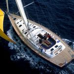 yacht-71236331 image-3