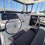 yacht-71425552 image-6