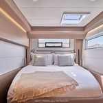 yacht-Lagoon 51-image-3