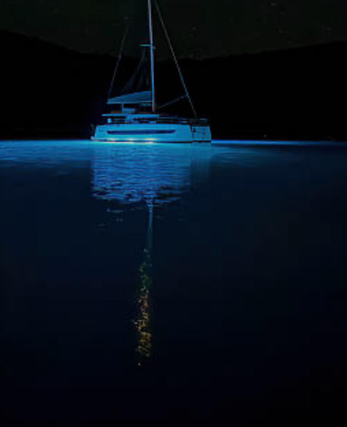 yacht-72297563 image-1