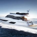 yacht-72331838 image-1