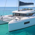 yacht-72349549 image-1