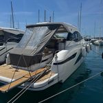 yacht-72349792 image-6