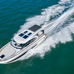 yacht-72372226 image-6