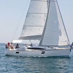 yacht-72647190 image-3