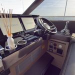 yacht-73102232 image-5