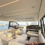 yacht-Prestige 590 Fly-image-4
