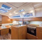 yacht-Bavaria Cruiser 37-image-3