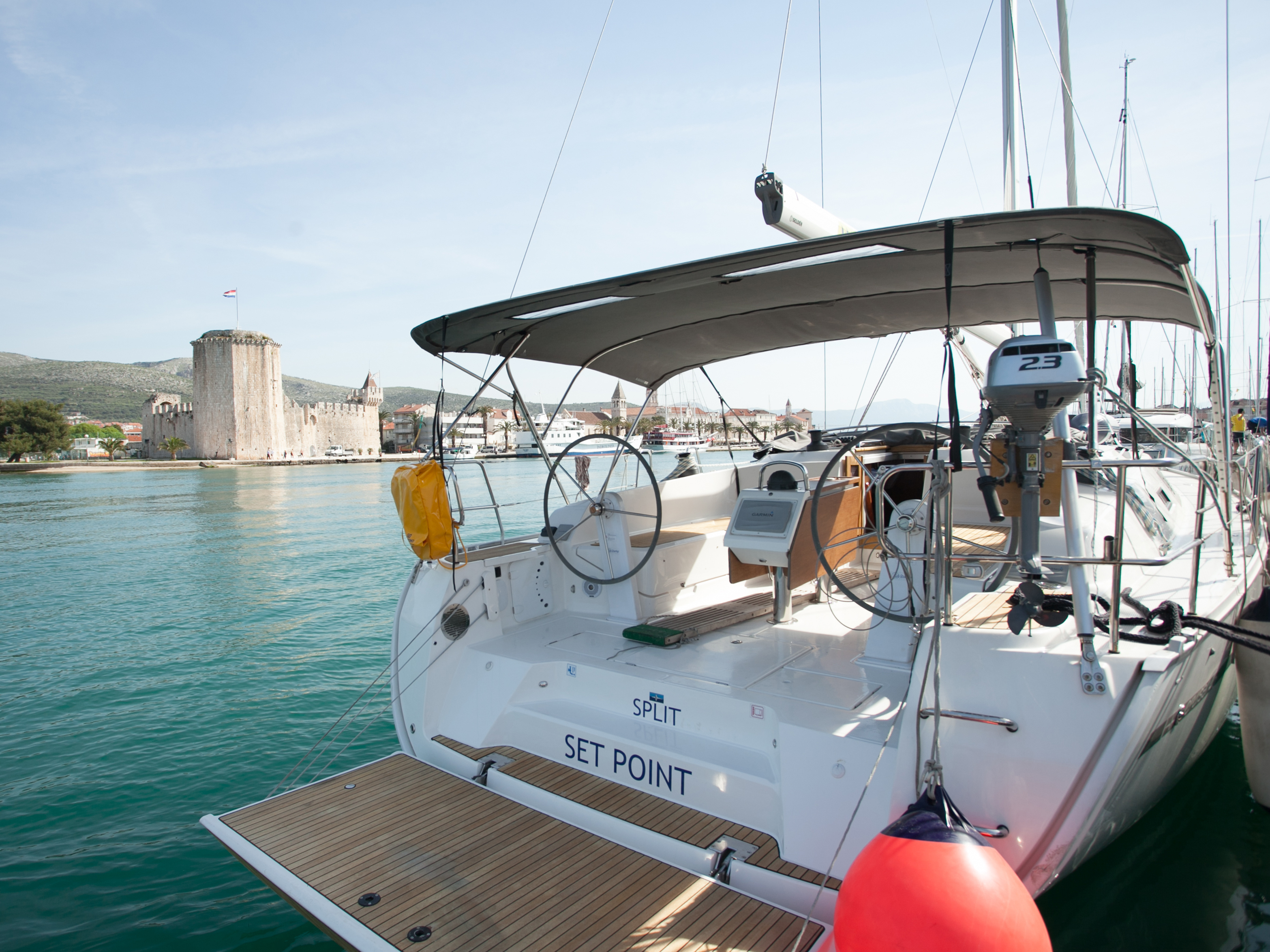 yacht-Bavaria Cruiser 46-image-5