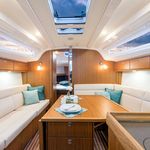 yacht-Bavaria Cruiser 37-image-1