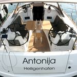 yacht-7889877 image-1