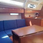 yacht-Bavaria Cruiser 37-image-4