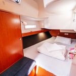 yacht-Bavaria Cruiser 37-image-2