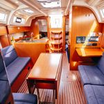 yacht-Bavaria Cruiser 37-image-4